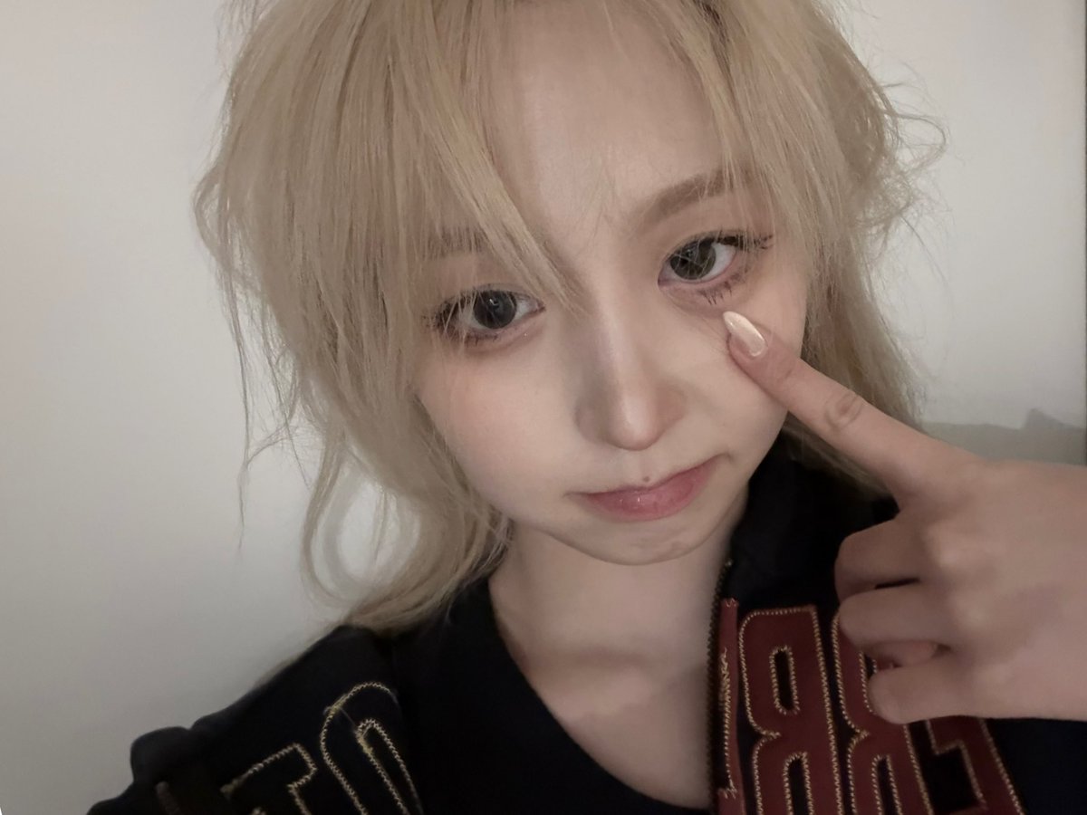 🌕🌖🌗🌘🌑

#NMIXX #엔믹스 
#해원 #HAEWON