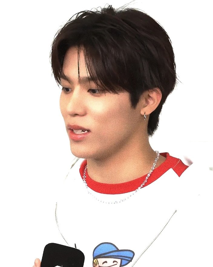 PICSPJW's tweet photo. he's so pretty 🙂‍↔️ #박정우 https://t.co/8wP5ohcqxB