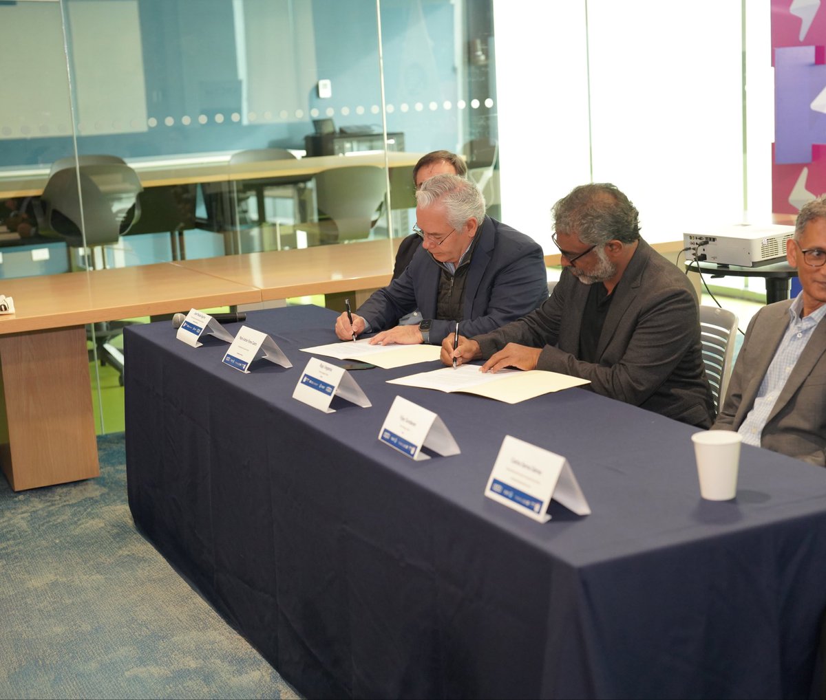 rajuv's tweet image. We are excited to partner with Tecnológico de Monterrey, the largest private university in Mexico. Together we will support students, founders and the local entrepreneurial community.

I am genuinely impressed by how focused the university is on entrepreneurship. It is not a…