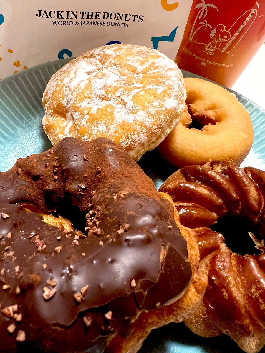 ドーナツ おやつんな🍩お土産もらたん🚄✨☺️❣️ ❤️🩵JACK IN THE DONUTS