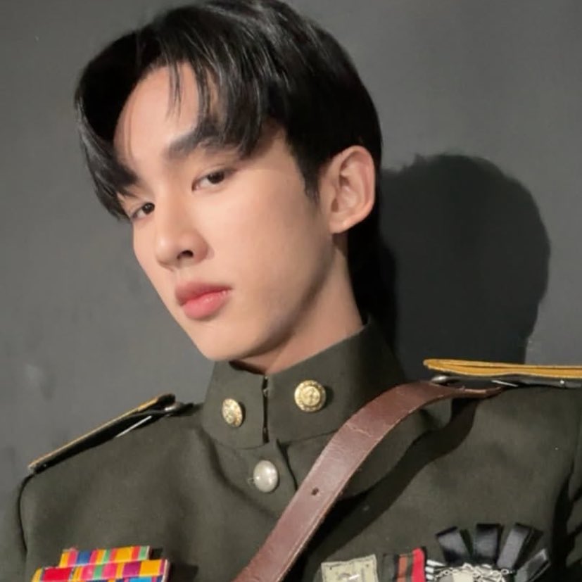 bbyoknii's tweet image. รุ้สึกงอน                                      ( ง้อทุกนาที )

—— #surfjava 🐾