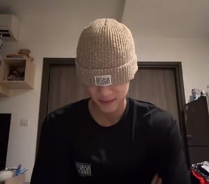 bbyoknii's tweet image. รุ้สึกงอน                                      ( ง้อทุกนาที )

—— #surfjava 🐾