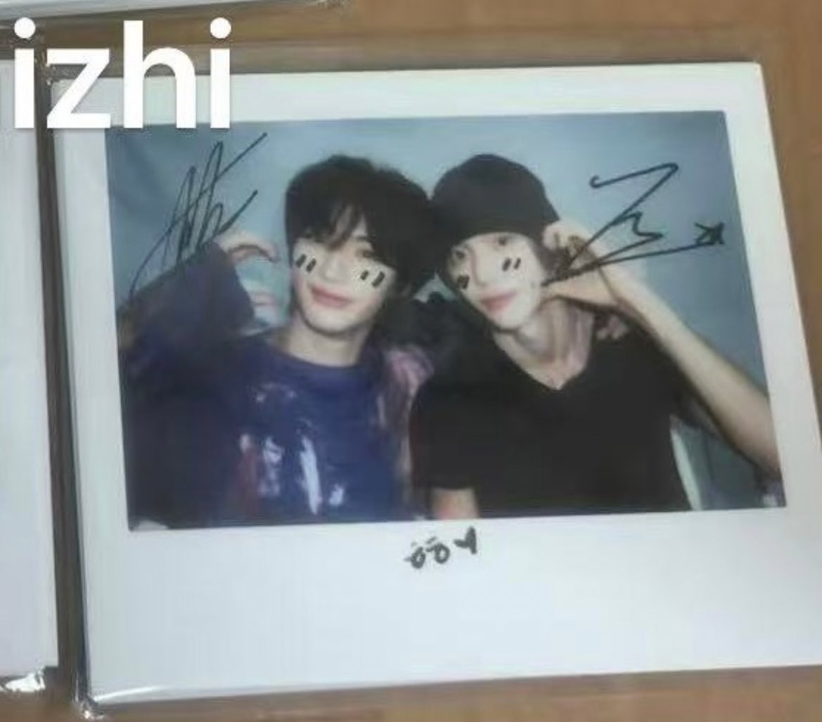 321x302_'s tweet image. 어떡해..........