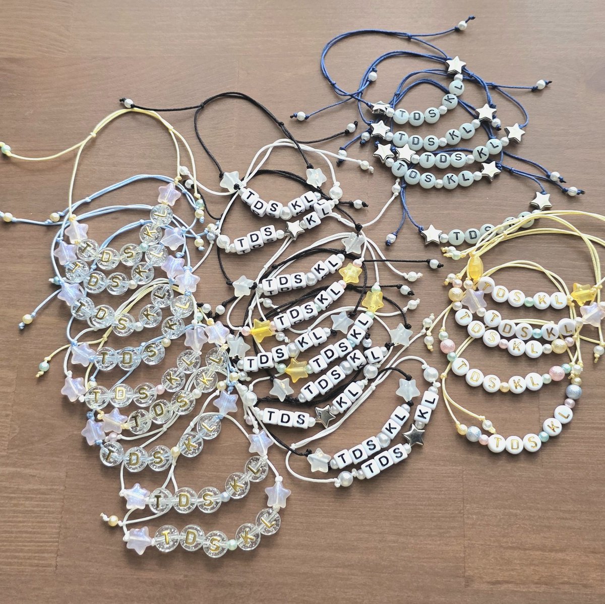 haengnals's tweet image. The Dream Show 4 in KL freebies!

🗓 13 December 2025

will be given out randomly. please kindly keep this if you get one 💚

rt &amp;amp; like are very appreciated 🥰

#TDS4inKL