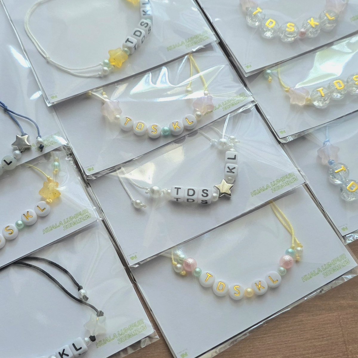 haengnals's tweet image. The Dream Show 4 in KL freebies!

🗓 13 December 2025

will be given out randomly. please kindly keep this if you get one 💚

rt &amp;amp; like are very appreciated 🥰

#TDS4inKL