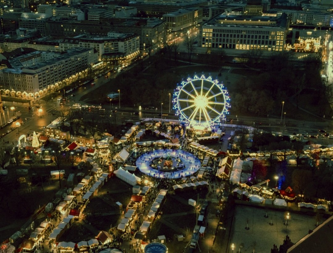 Jetzt wollen sie uns auch noch unseren Weihnachtsmarkt wegnehmen.🧐🤔

#Deutschland #weihnachtsmarkt #AfD #Politik #USA