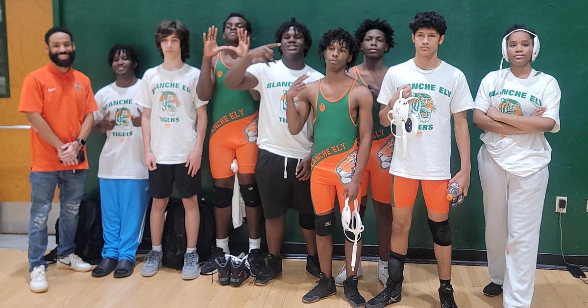 CoachT1920's tweet image. Proud of our wrestlers for showing grit, discipline, and heart every time they step on the mat. Hard work. No excuses. Go Tigers 🐅