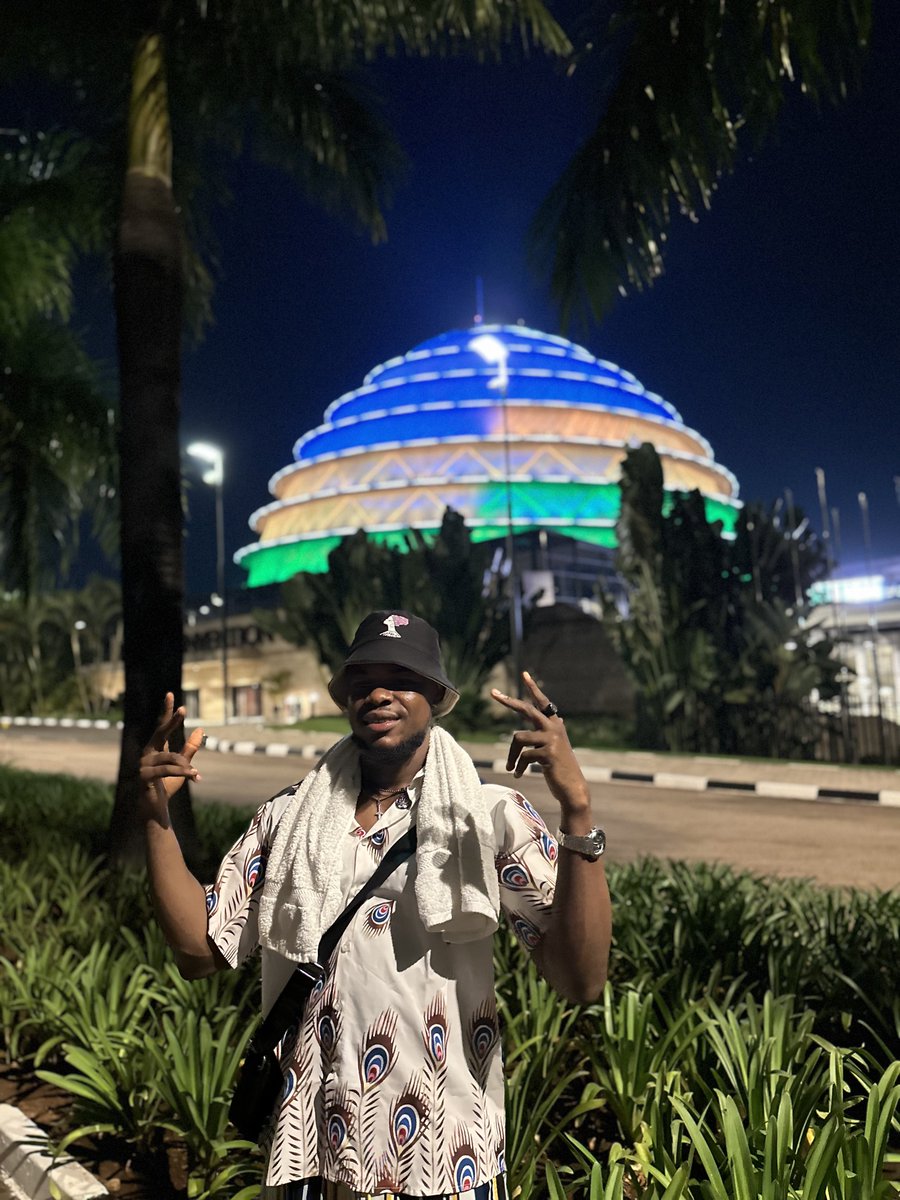 Feezy🔺(♟️🐝) tweet media