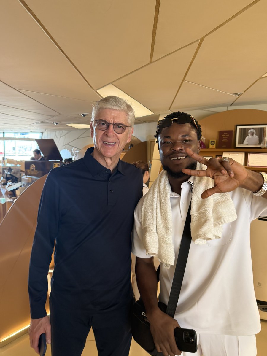 Feezy🔺(♟️🐝) tweet media