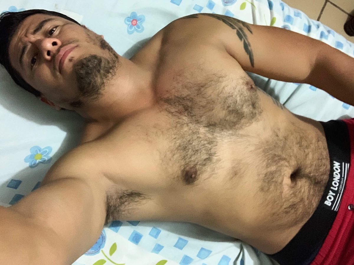 ingeram1313's tweet photo. Querido me como a este pollo 😈🍆💦💦💦

Video completo en mi Telegram 📩💰 https://t.co/XlkaQ0r0ar