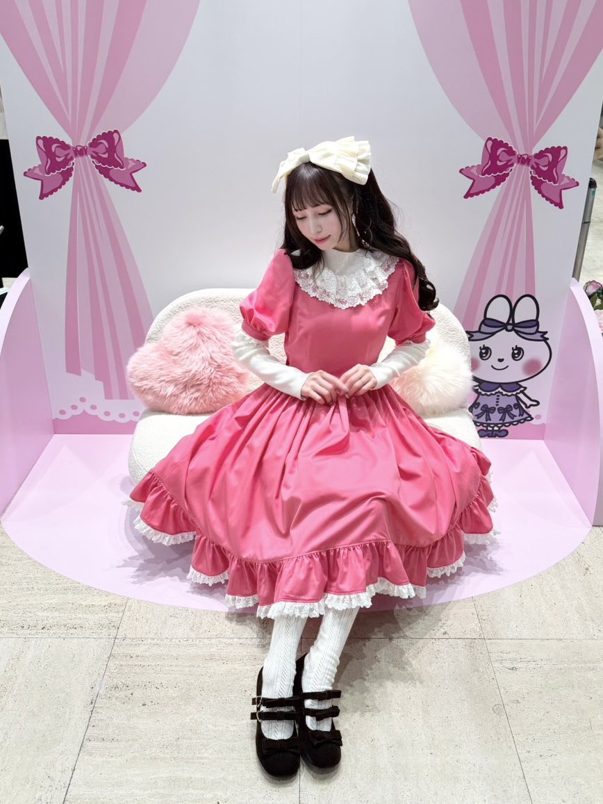 高島屋日本橋店POPUP🥀 】 皆方由衣ちゃんご来店中です🌹 @YuiMinakata