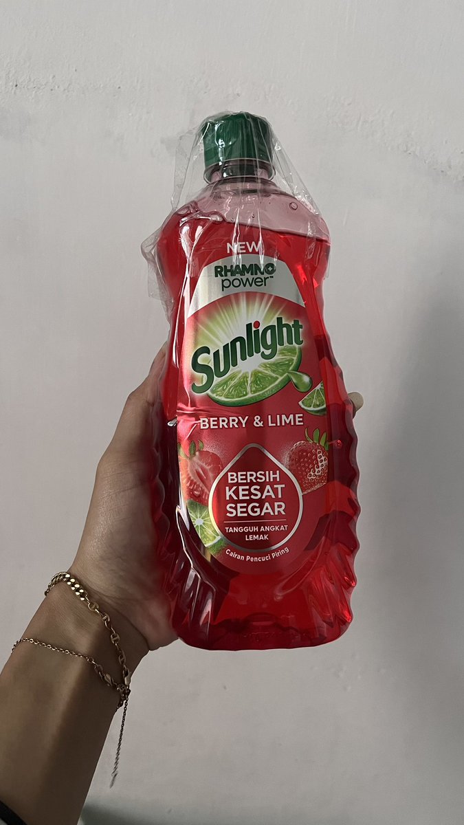 SKdeeeeee's tweet photo. Tematik isi 10pcs 26k
Buavita 125ml 3.999
Rinso 510ml 9k
Sunlight botol 10k
Bisa oren https://t.co/IOTWTzWg0x