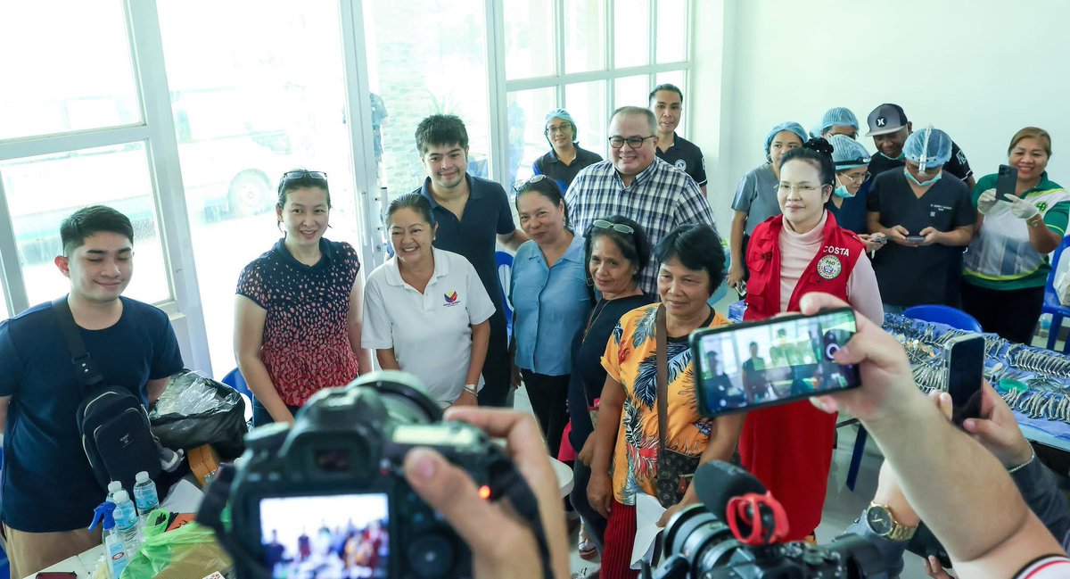 persidaacosta's tweet photo. PART 2: PAO, KAISA SA LAB FOR ALL... LABORATORYO, KONSULTA, AT GAMOT PARA SA LAHAT CARAVAN SA SIARGAO ISLAND, September 16, 2025. 1/2
#PAO #Lab4All #Siargao #LabForAll #PersidaAcosta https://t.co/gSn1ESGDfU
