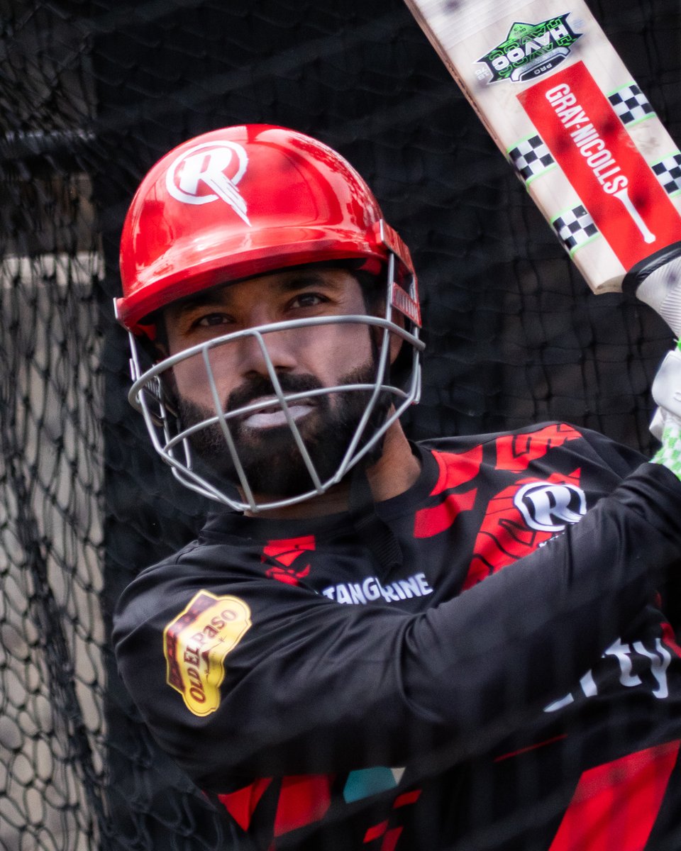 Melbourne Renegades is Rizwan's 15th T20 team.

He played for :
- Pakistan
- Pakistan A
- Peshawar
- KPK
- Peshawar Region
- SNGPL
- Lahore Qalandars
- Sussex
- Karachi Kings
- Sylhet Sixers
- Multan Sultans
- Comilla Victorians
- Vancouver Knights
- St Kitts and Nevis Pattiots