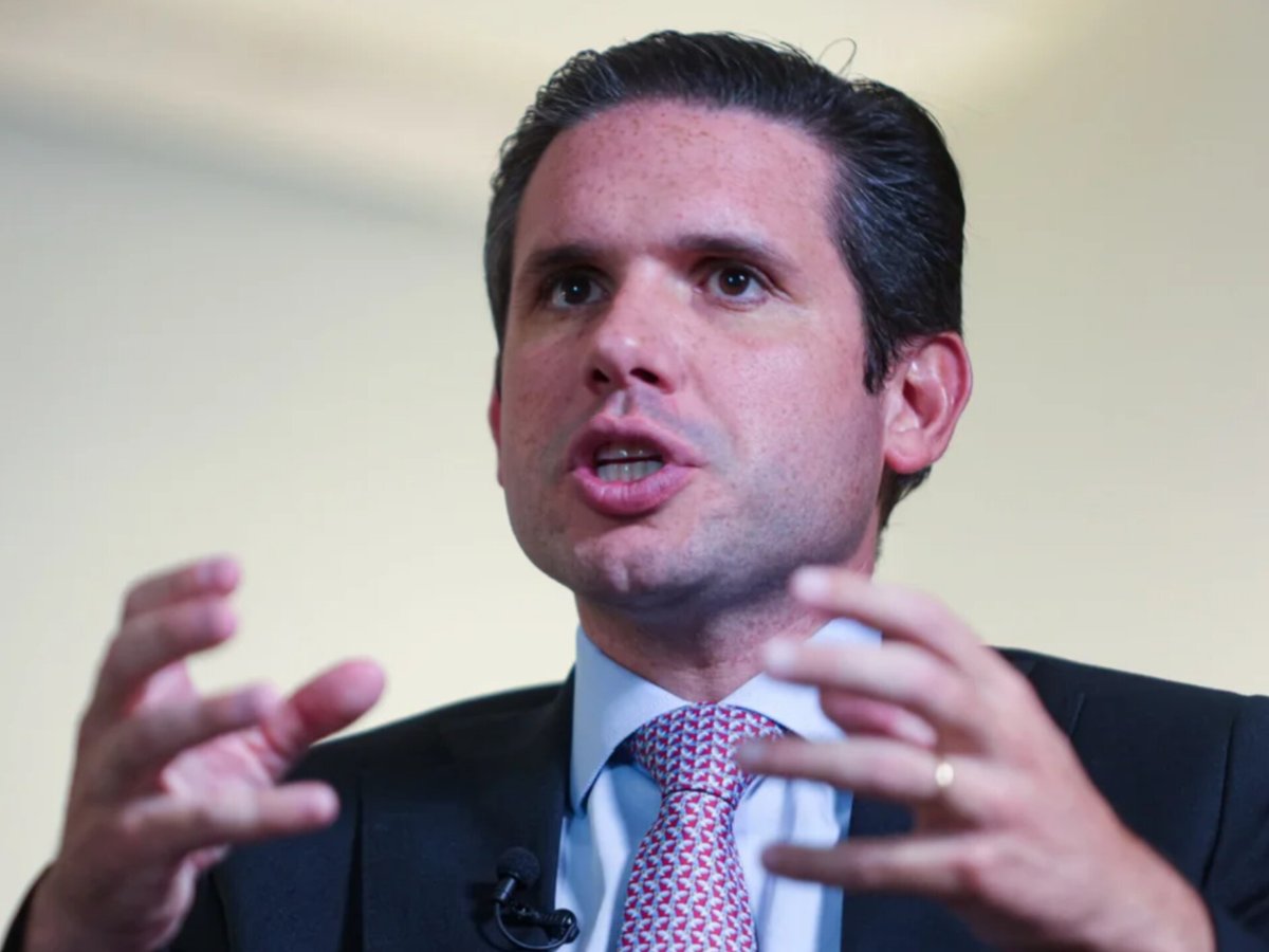 RESUMO DO DIA:

1) Com a ajuda do Hugo Motta, direita aprova na Câmara a anistia (dosimetria) do Bolsonaro e de outros bandidos.

2) Texto prevê a soltura de assaltantes, sequestradores e milicianos.

3) Motta manda polícia legislativa pra cima de jornalistas, que acabam