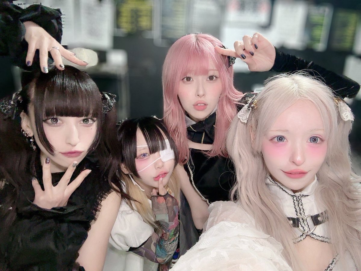 神狩こはく世會 (@tftf_k_sekai) / Posts / X