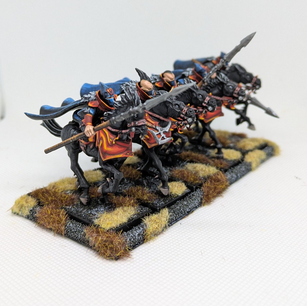 Segunda unidad de jinetes oscuros.

#Warhammer
#Warhammerfantasy
#WarhammerCommunity