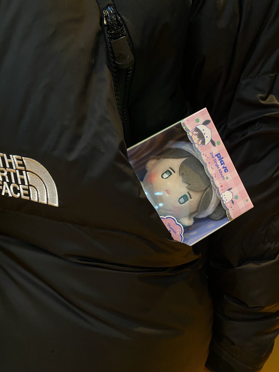 ✨주목✨

이번 주 &lt;스포왕&gt;에 찾아와준 플레이브 멤버💕
사진으로 스포 합니다 🐈‍⬛👼🏻