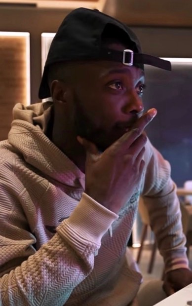 TouchlineX's tweet image. 🚨🗣️ Nicolas Pépé: "Cristiano Ronaldo close to 1000 goals? Since he arrived at Al-Nassr he has scored 200 penalties."

"Leo Messi scores goals, makes the team play, creates spaces, Cristiano doesn't."