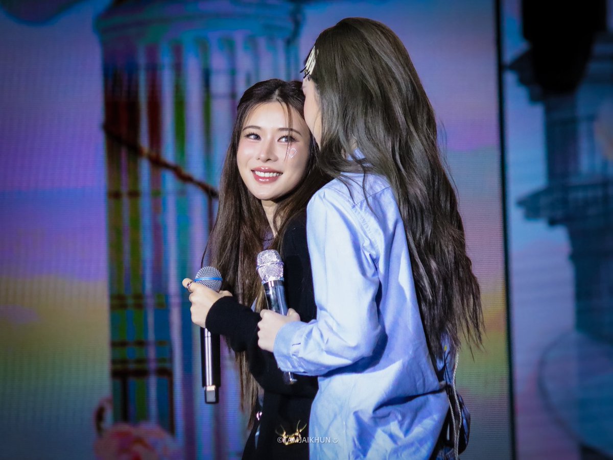 TamjaiKhunn's tweet photo. ช่างไม่รู้อะไรบ้างเลย ในความคุ้นเคยกันอยู่
มันแฝงอะไรบางอย่างที่มากว่านั้น…

#LoveDesign1stFanMeetTH
#KaoJaneJaneKao #เก้าเจนเจนเก้า https://t.co/SJ3vbYtbuV