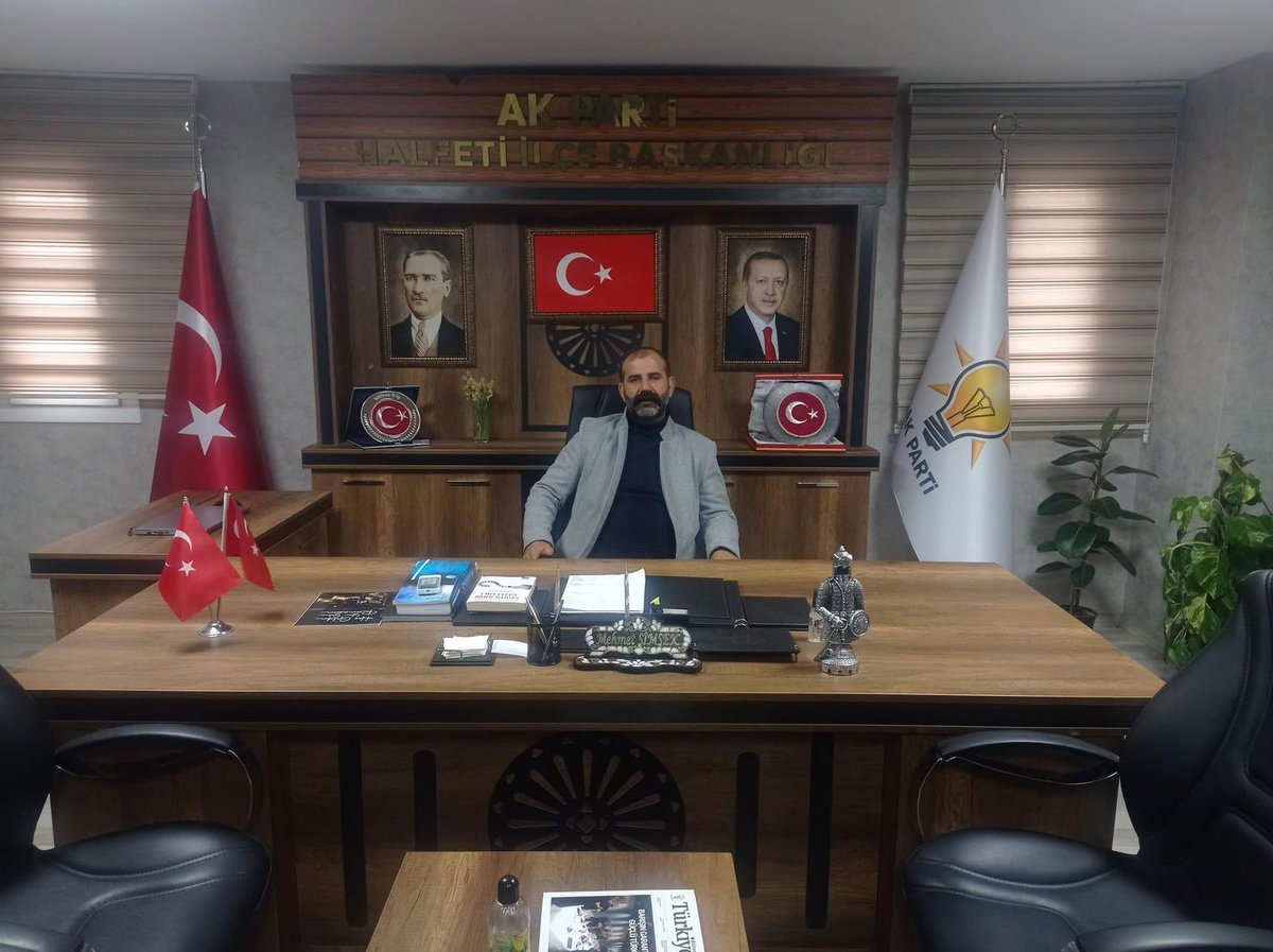 📍Halfeti İçin Her Daim Birlikte Özümüz'den Geleceğe Nöbetteyiz.

📌İlçe Başkanlığımız'da Bugün Nöbetçi İlçe Yöneticimiz Şahin Şahin

✏️Soru, görüş ve önerileriniz için İlçe Başkanlığımızı ziyaret edebilirsiniz.

Hayırlı nöbetler diliyoruz.

#AKPARTİHALFETİ
#halfeti

<a href="/RTErdogan/">Recep Tayyip Erdoğan</a>