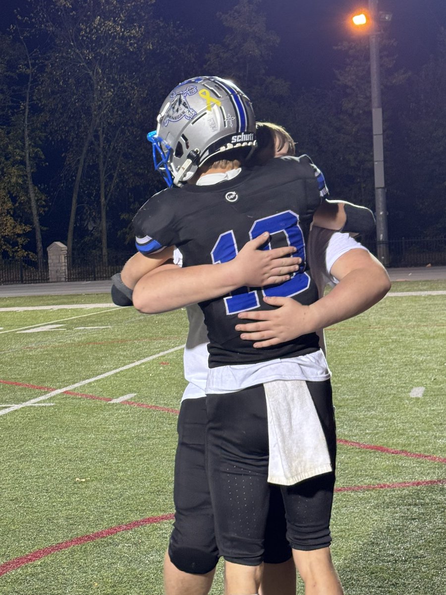 demosslogan10 tweet media