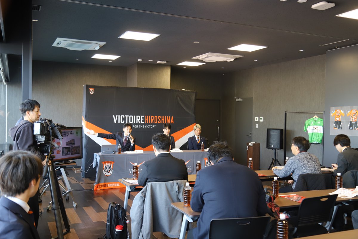 Victoire_info's tweet photo. 【新体制発表記者会見】
本日2026シーズンの「新体制発表記者会見」を開催しました！
新体制の詳細について、メディア発表資料をサポクラ会員限定で公開しました。無料会員登録でご覧いただけます✨

▼HP詳細はこちら
https://t.co/aoDw4CCj38

▼入会はこちら
⁦https://t.co/Jj24WT5P7d⁩ https://t.co/CkwkQGzqDn