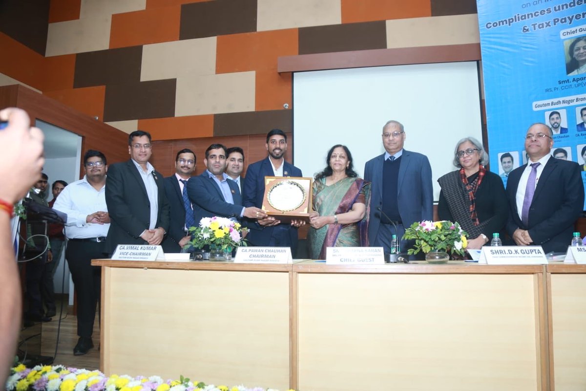 IncomeTaxUPWest's tweet image. An outreach program under the able leadership of Ld. Pr CCIT, UP(West) &amp;amp; Uttarakhand guidance of Ld. CCIT Ghaziabad, PCIT NOIDA &amp;amp; PCIT(Admn), Kanpur was conducted by Income Tax Department at NOIDA station on 09/12/2025 in collaboration with ICAI G B Nagar &amp;amp; NOIDA Bar Association.…