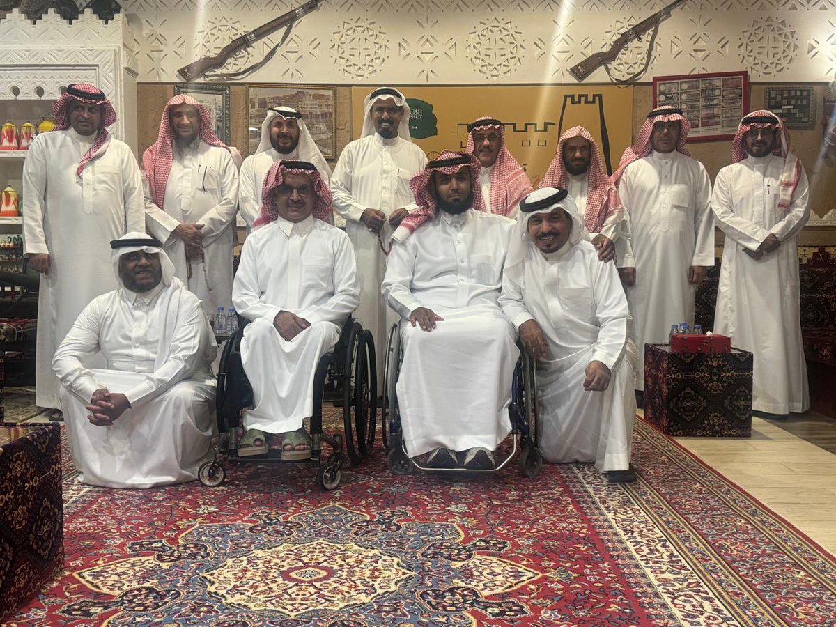 hemah8800's tweet photo. سعدنا باستضافة شخصيات وطنية بارزة في لقاء يؤكد  دور الإشخاص ذوي  الإعاقة في خدمة المجتمع.
شكرًا لعرّاب التطوع وصاحب الأثر الكبير في توجيه وتمكين ذوي الإعاقة في العمل التطوعي، سعادة المستشار عبدالعزيز آل حسين والمبادرون @AbuMuhamd2030
@a_aalmobarak 
@saad_shayea 
@safarsalem https://t.co/2kpCZg0mCw