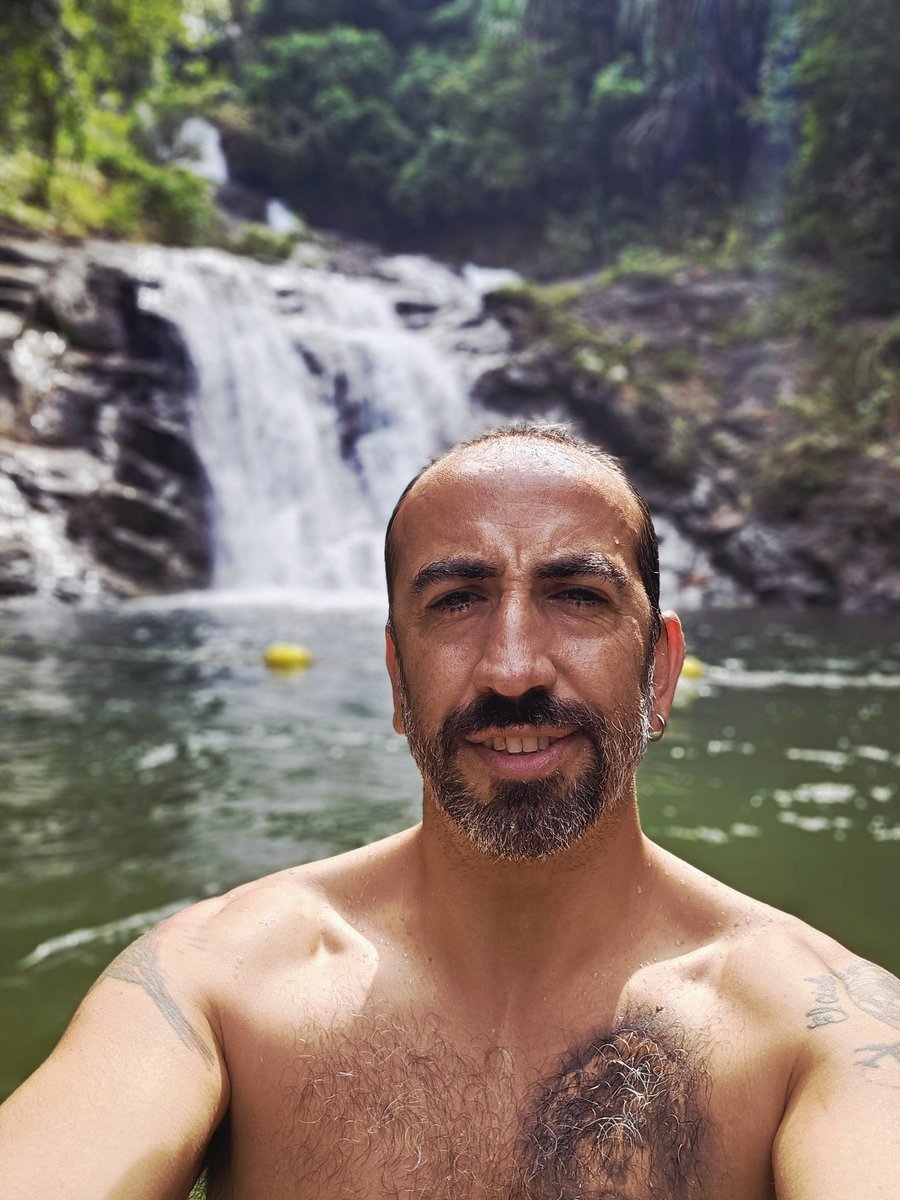 menacho1981's tweet image. Dia en la selva tailandesa...