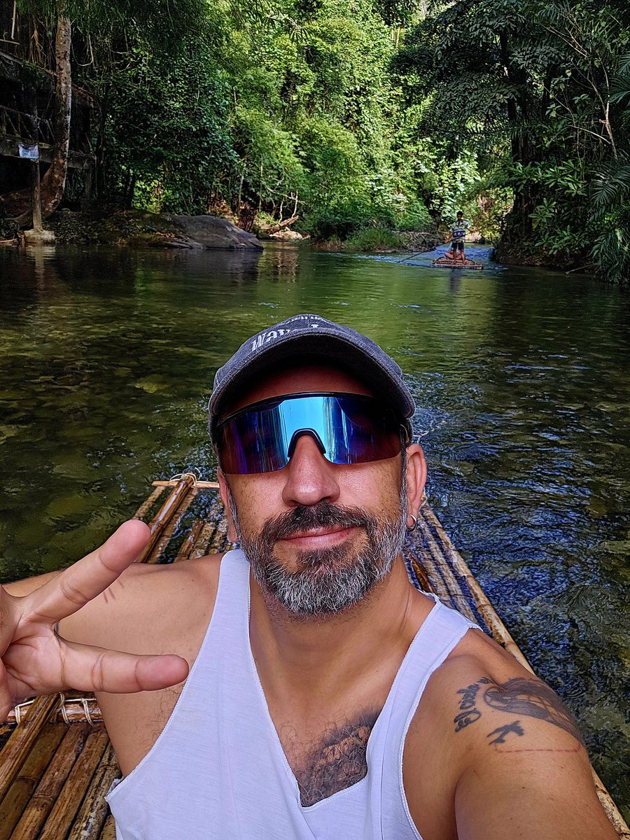 menacho1981's tweet image. Dia en la selva tailandesa...