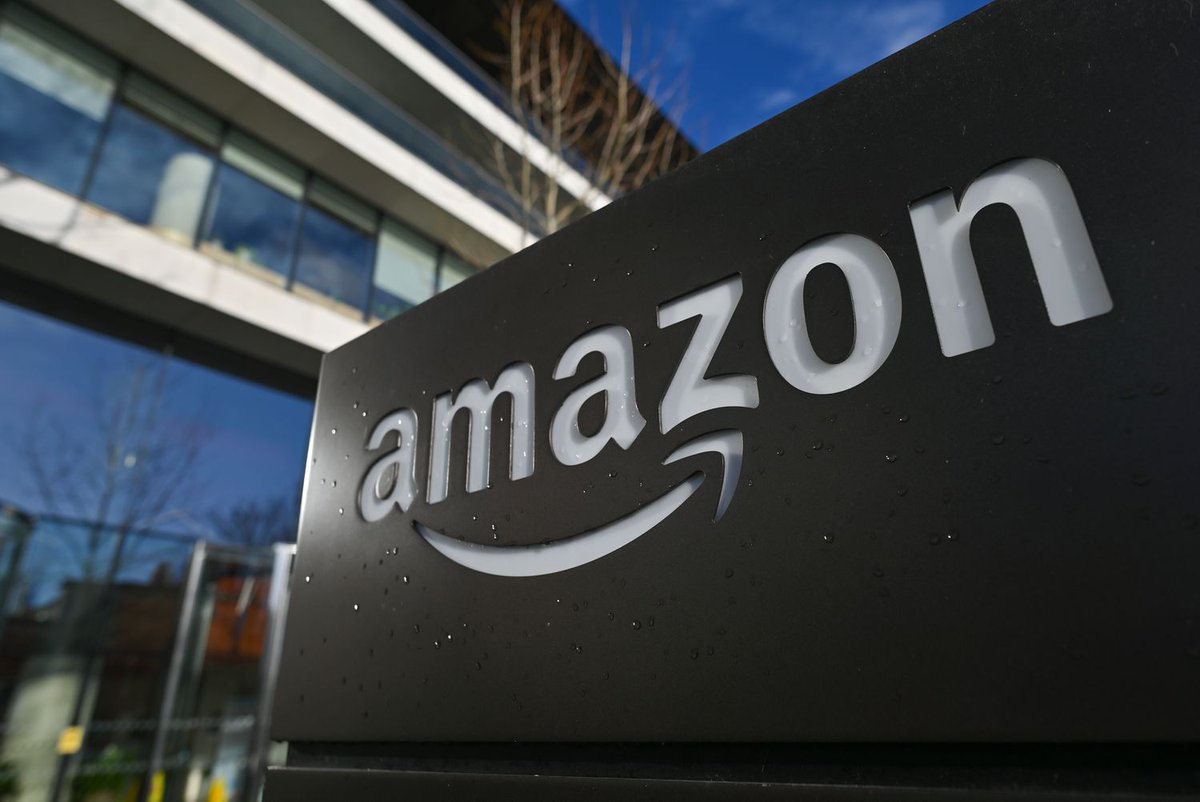 WhaleGuru_x's tweet photo. JUST IN: Amazon ($AMZN) has announced plans to invest $35 billion in India and generate one million new jobs by 2030. https://t.co/BwW5BZuTyO