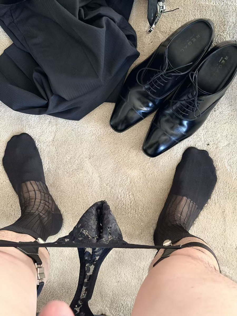 SSSfin_'s tweet photo. #正装丝袜 #皮鞋 #皮鞋丝袜 #正装皮鞋丝袜 https://t.co/uuAHX2jS55