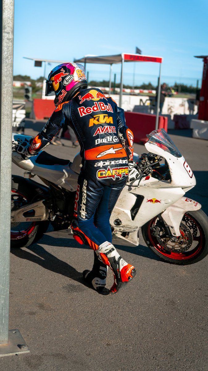 83SuperFans's tweet photo. Training, training and More Training 👊

📍Circuito Yepes Motor
📑7 December 2025

📸: Albano Jesus

#AlvaroCarpe #YepesCircuit https://t.co/jekJEhwvm5