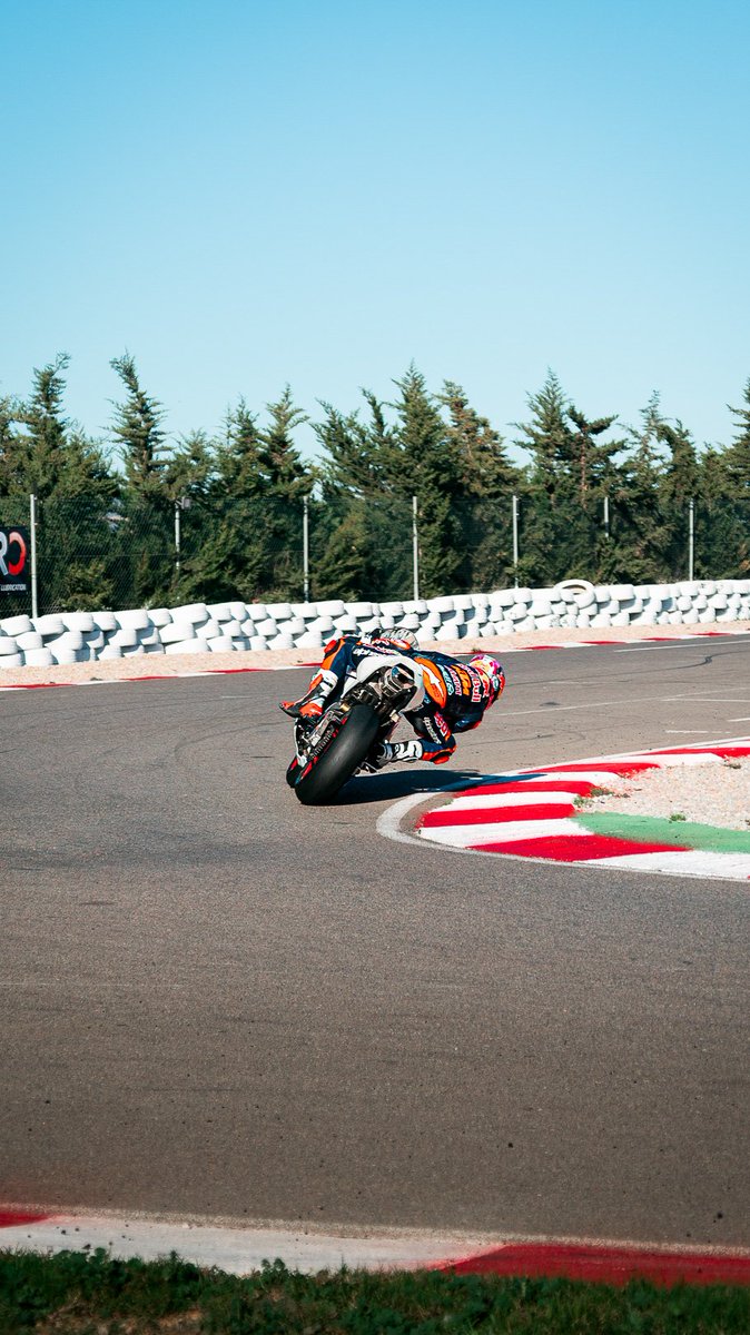 83SuperFans's tweet photo. Training, training and More Training 👊

📍Circuito Yepes Motor
📑7 December 2025

📸: Albano Jesus

#AlvaroCarpe #YepesCircuit https://t.co/jekJEhwvm5