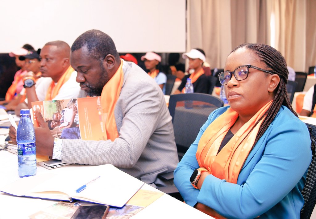 2.Rosalie Nahishakiye, S.P. au <a href="/MiniJustice_BDI/">Ministère de la Justice de la République Burundi</a>, a indiqué que les technologies numériques continuent à transformer de manière remarquable les relations sociales en renforçant l’accès à l’éducation,à l’information, aux opportunités économiques et aux services publics.
<a href="/BurundiGov/">Bureau du Premier Ministre</a>