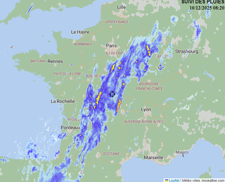 Meteovilles's tweet image. ☔ Un front pluvieux s'étire de l'Aquitaine à la #Lorraine ce matin du mercredi 10 décembre 2025. Il avance très lentement et va maintenir un temps humide sur cet axe durant une bonne partie de la journée. ➡️ meteo-villes.com/france/suivi-p…