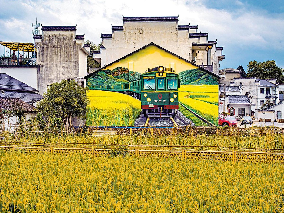 ailuqiao123's tweet photo. Fairy-tale surprise in Yixianβs countryside. β¨ A green train bursts through the wall into rice wavesβthis isnβt art, itβs a dream planted in reality! #YixianRuralDream #3DMuralVibes #CountrysideArt #ChinaTravel https://t.co/s4DZBNfeJ7