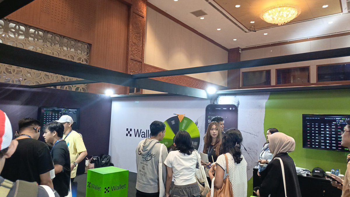 jametsekuy's tweet photo. At #okxWalletIDBW @okx @wallet https://t.co/cedHEYR8MF