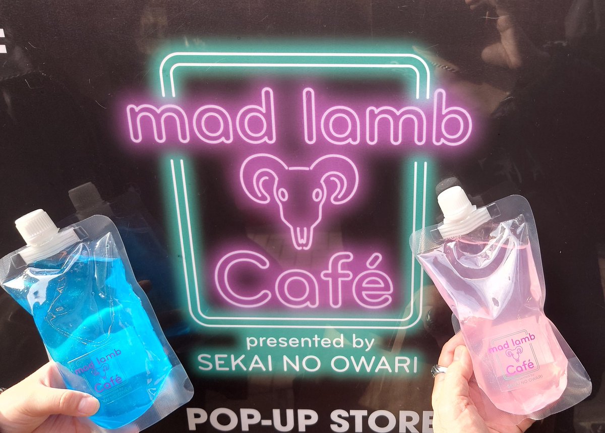 sayapooh0618's tweet image. 行ってきたぞ！
縦にハンコ押すのはムズいぞ！
Nakajin頭ズレちゃってごめんだぞ！

#SEKAINOOWARI
#madlambcafe
#POPUPSTORE