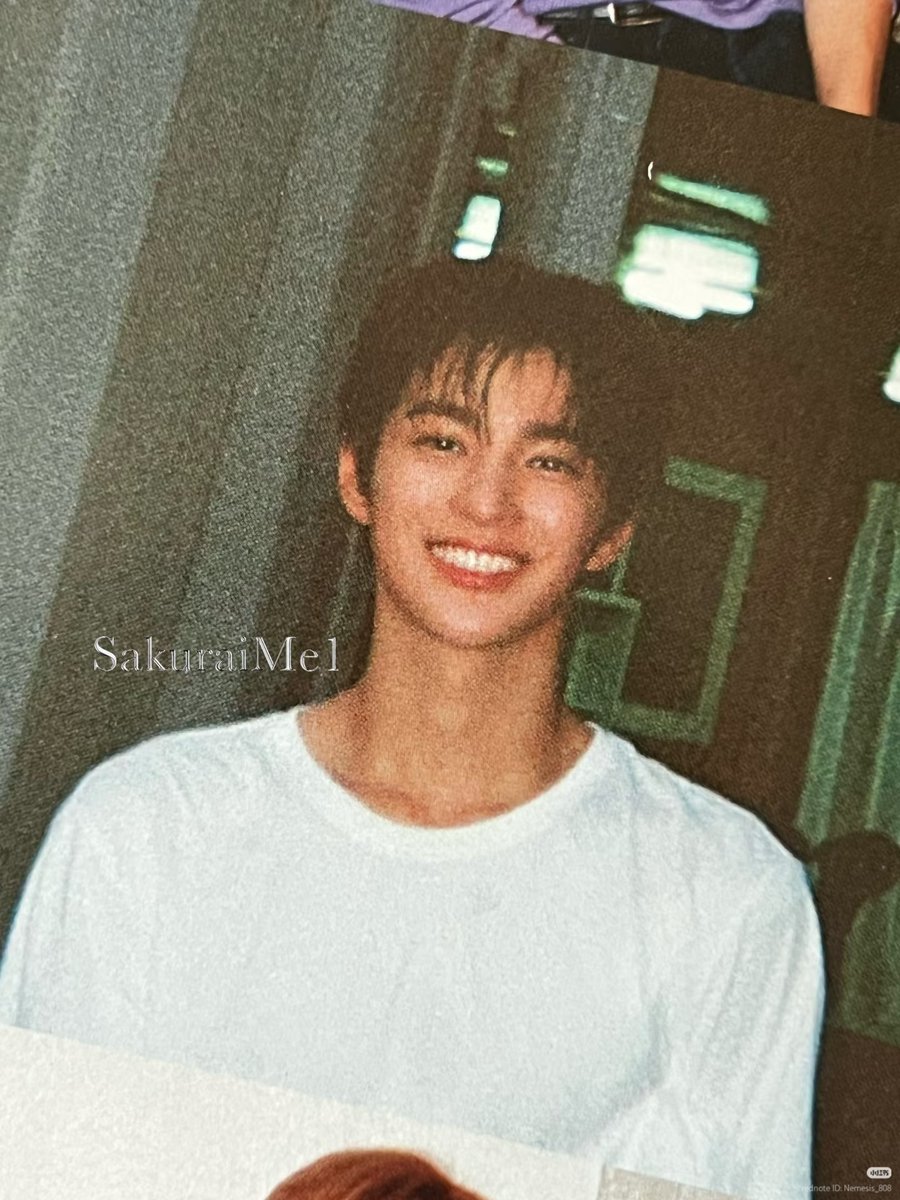 keonhoishi's tweet image. keonho..... pake..... putih.....