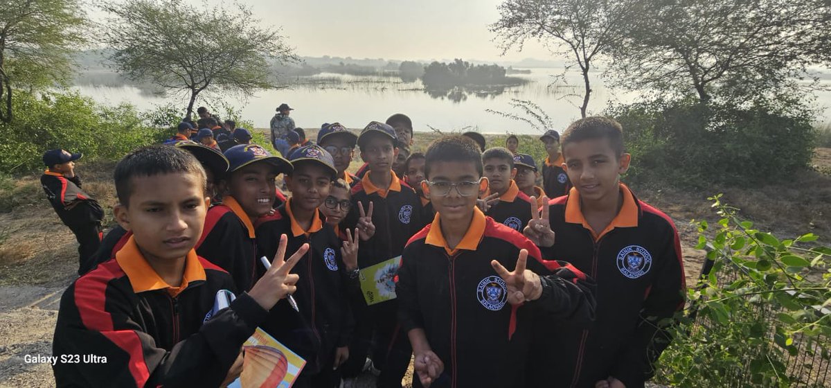 ssbjam11's tweet photo. #NatureCamp
Class VI cadets visited Khijadiya Bird Sanctury, Jamnagar, exploring biodiversity , observing birds and learning conservation. Overnight stay added to the experience. https://t.co/UvO2kBZPG6