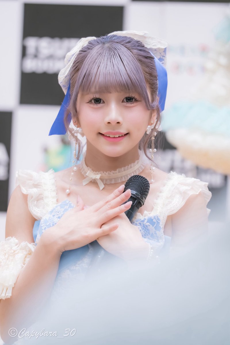 完売商品　ラフラフ　藤崎未来　アクリルスタンド　キーホルダー　ひまわり衣装 完売商品 ラフラフ 藤崎未来 アクリルスタンド キーホルダー ひまわり