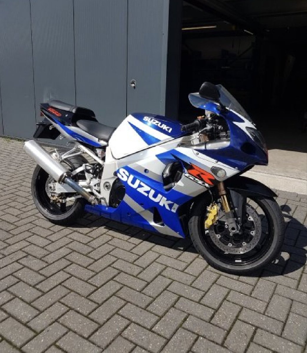 #gestolen #Motor Gestolen Nederland 
✅ Datum Gestolen:  09 -12-2025
✅ Gestolen te  : Almelo 
✅ Merk: Suzuki 
✅ Model : GSX-R1000
✅ Kenteken: ML-GP-60
✅ Vin/Chassisnr: ***11910
✅ Bouwjaar: 28-02-2002
✅ Kleur: Blauw/wit
✅ #motorgestolennederland