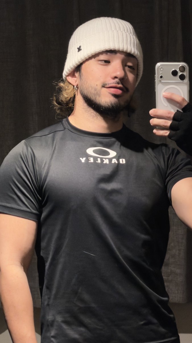 RIWM18's tweet image. Happy Birthday 俺Me 祝って〜笑　なんか買って〜笑