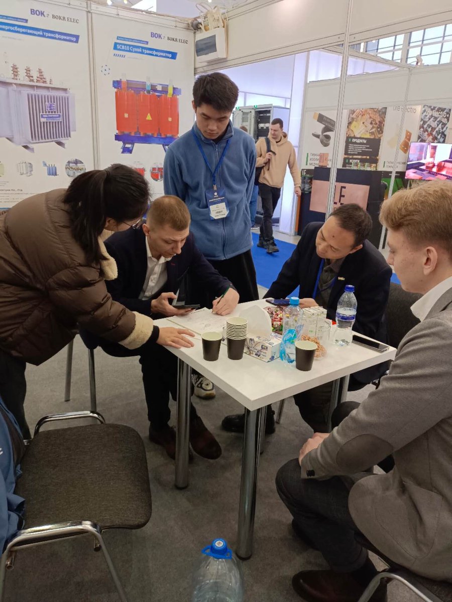 junZhu1099622's tweet image. ⚡ Thanks for visiting Bokong at MFES 2025 (Booth B83). We showcased 12kV SF6 RMUs, 12/24kV KYN28, LV switchgear &amp;amp; our smart MV retrofit solution for Russia’s grids.
👉 chboko.com
#mfes2025 #switchgear #bokongelectric