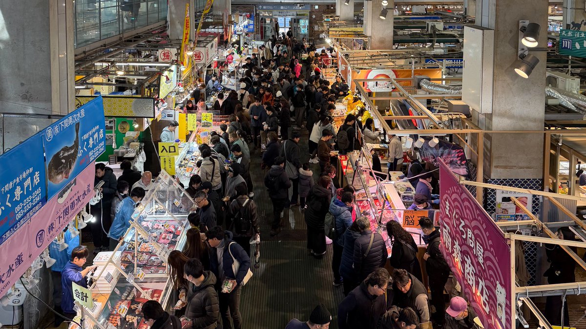 wakadanna_coo's tweet image. 下関の唐戸市場で金土日だけやってる寿司バイキングを知らない人生、マジで損してた.