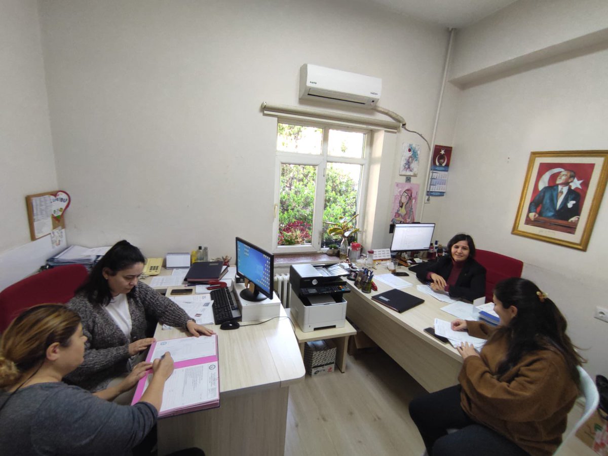 Üniversitemiz <a href="/adu_dis/">ADÜ Diş Hekimliği Fakültesi</a> görev yapan özel politika gerektiren gruplar ve ilgili birimde görevli personellerimize düzenli istifleme, kimyasalların depolanması, elle taşıma vb konularda yerinde eğitimi verildi.

#GüvenleBüyüADÜ

<a href="/_BulentKent_/">Bülent KENT, Prof. Dr.</a>