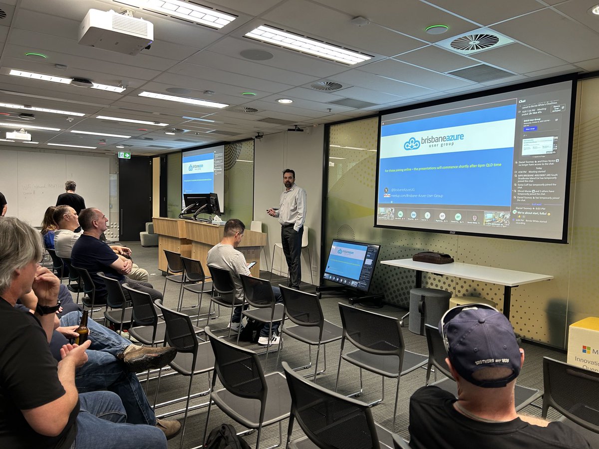 Damien Berry kicks off our last ⁦<a href="/BrisbaneAzureUG/">Brisbane Azure UG</a>⁩ #meetup of the year with an #Azure news roundup. #microsoft
