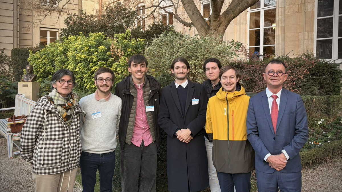 Une journée enrichissante à l’Assemblée nationale avec la chance d’assister aux débats sur le PLFSS. Merci à <a href="/BattistelMarie/">BATTISTEL Marie Noelle</a>, à <a href="/JoelAviragnet/">Joël Aviragnet</a> et à <a href="/ChantalJourdan/">Chantal JOURDAN</a> pour ces échanges inspirants et toutes ces découvertes !